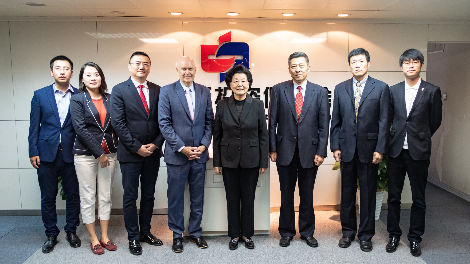 副会长刘作章,常务副秘书长张曦,多特瑞对外事务总监谢喆等参加了会议